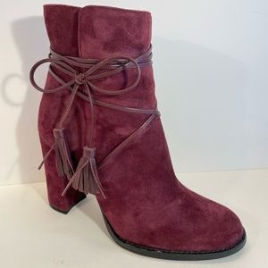 Vince Camuto, Garrit Style, Purple Suede Bootie, Pristine Condition, Size 8.5.